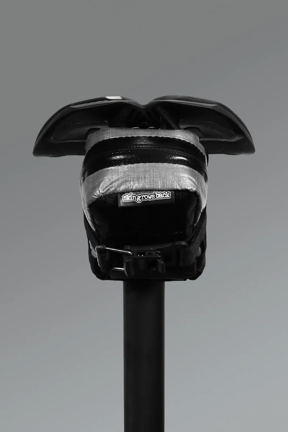 Skingrowsback Plan B Racing Saddle Bag - Black